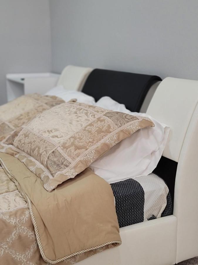 Falstaff Home Toronto Ngoại thất bức ảnh