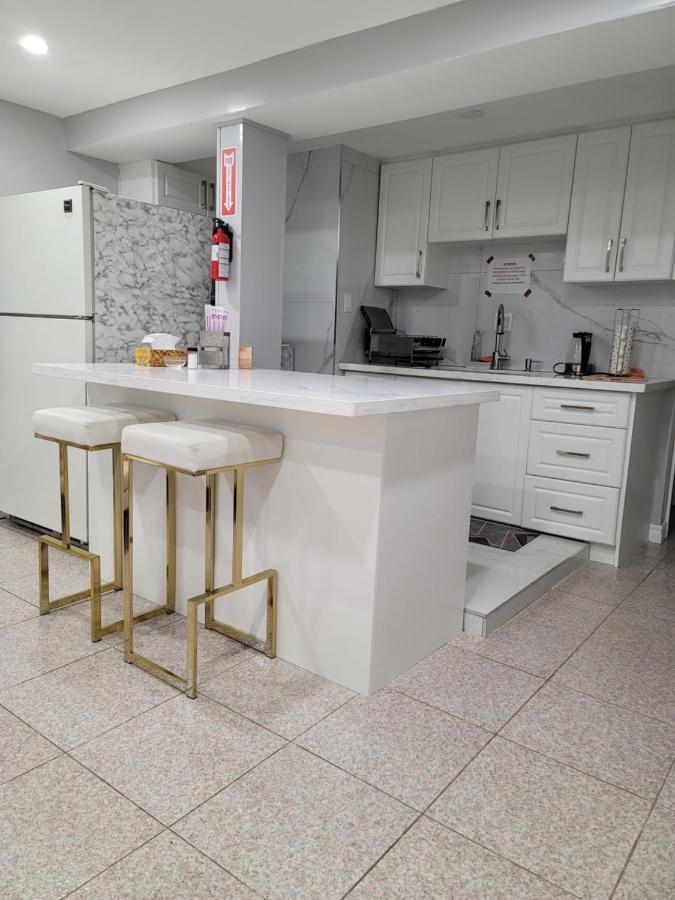 Falstaff Home Toronto Ngoại thất bức ảnh
