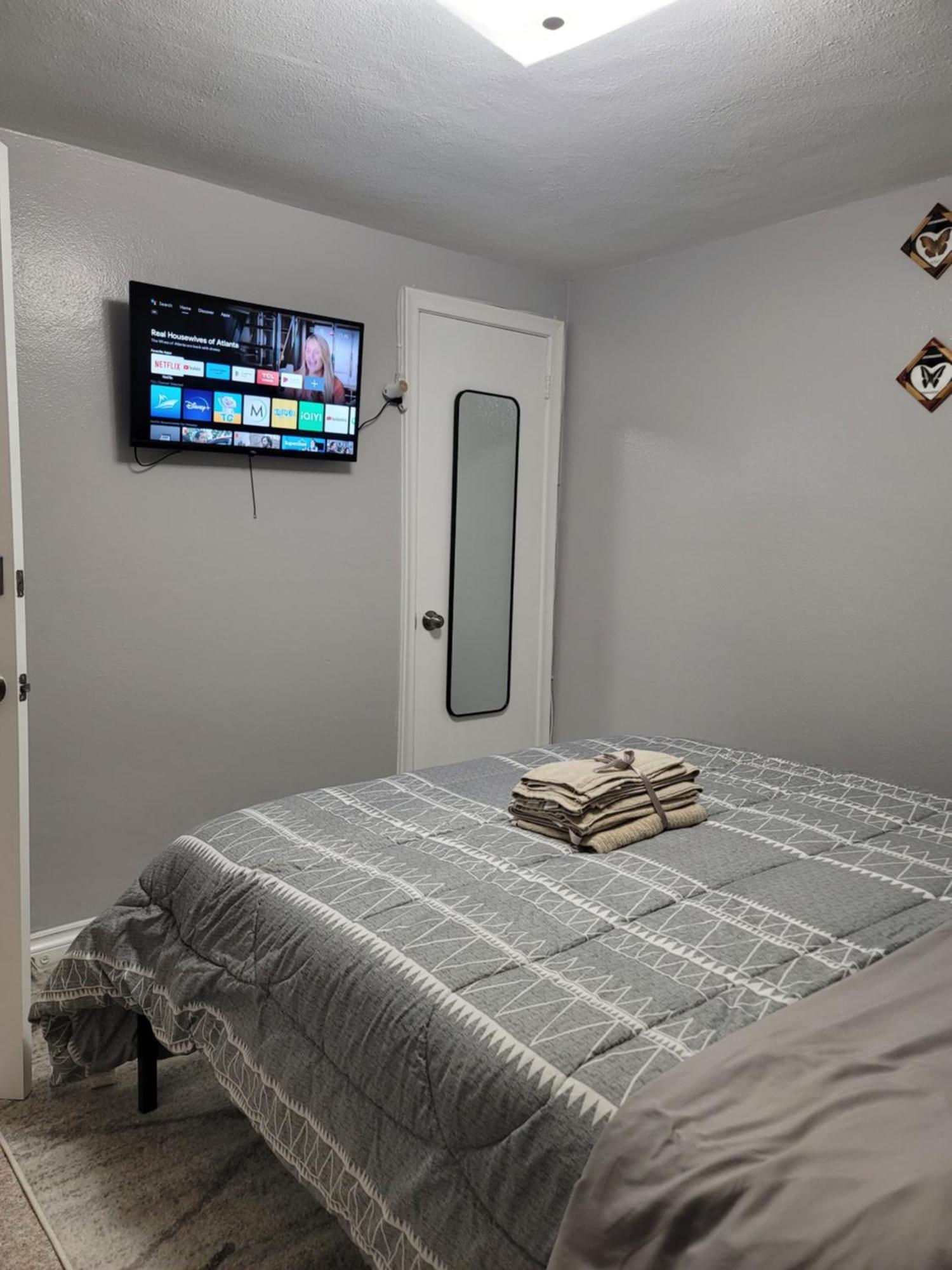 Falstaff Home Toronto Ngoại thất bức ảnh