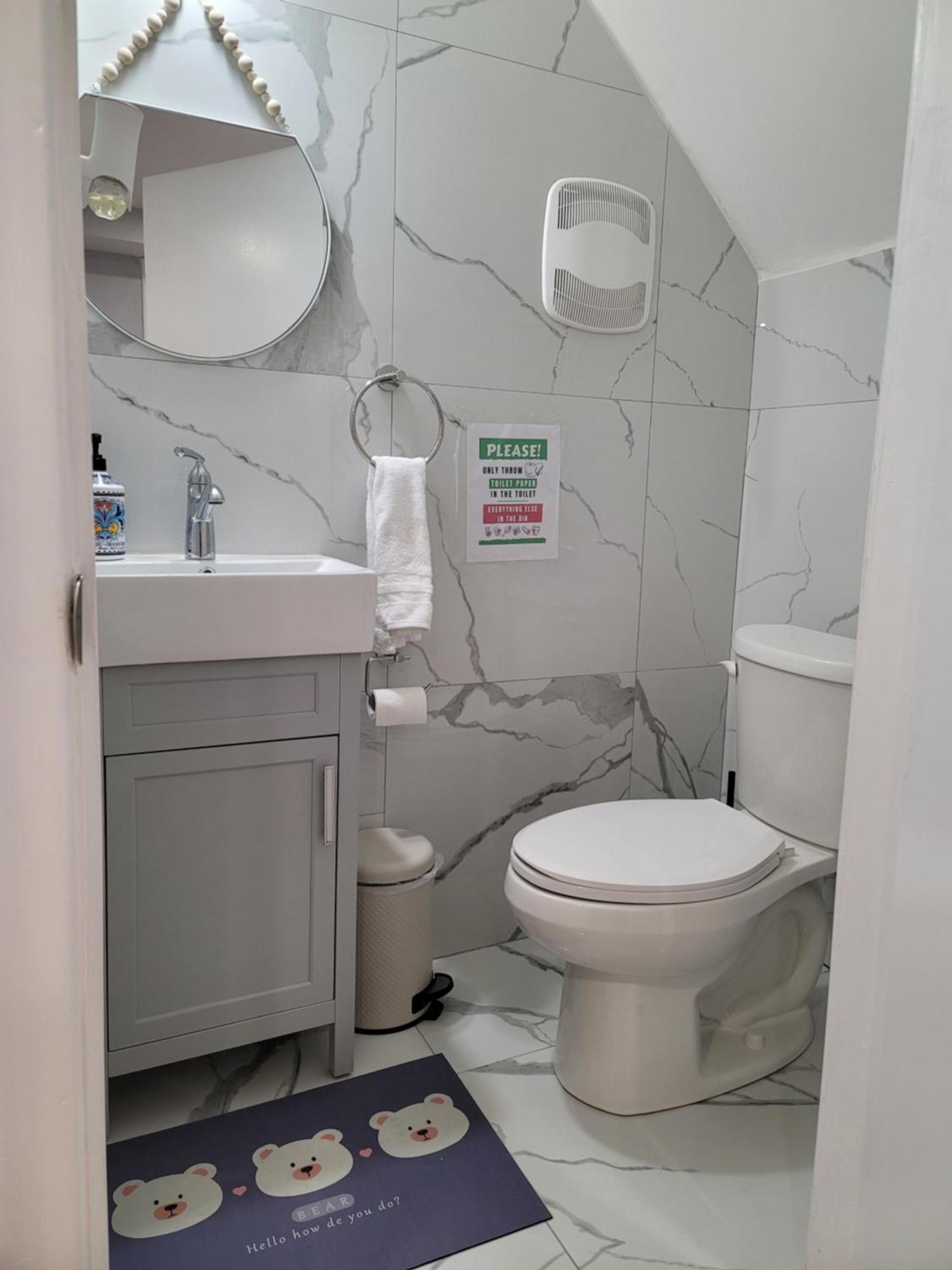 Falstaff Home Toronto Ngoại thất bức ảnh